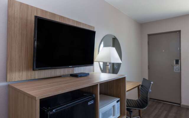 Days Inn by Wyndham Roswell