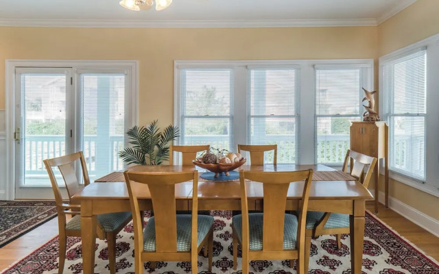 1 Pleasure Island Kure