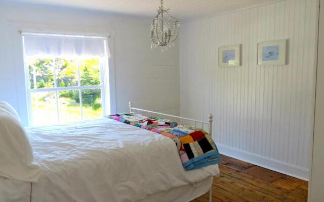 The Old Salt Box Co. - Evelyn's Place