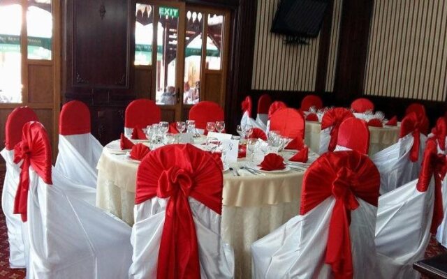 Hotel Rebis International
