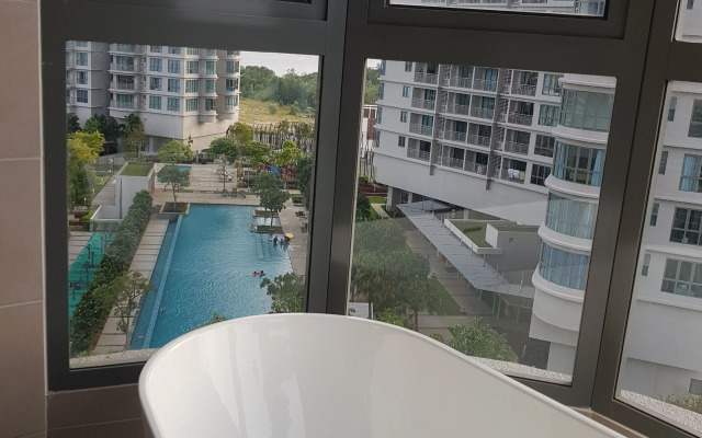 Teega Suite 3BD Seaview Puteri Harbour