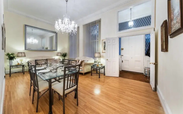 Luxury Private Apartment in Kensington