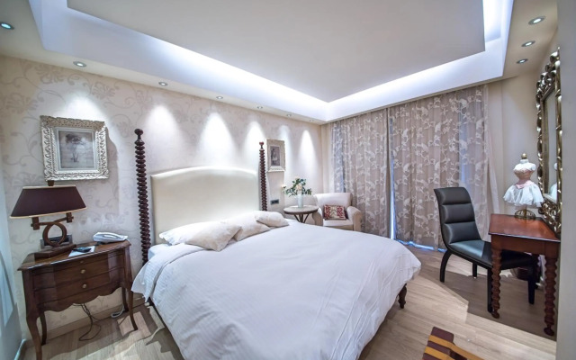 Comfy Boutique Hotel