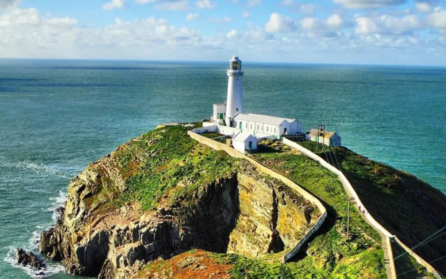 Charming 2 Bed House Near Rhoscolyn,discounts FOR