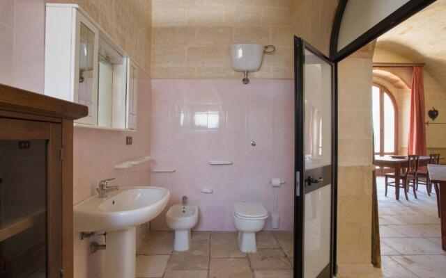 Antica Masseria Casa Rossa by BarbarHouse