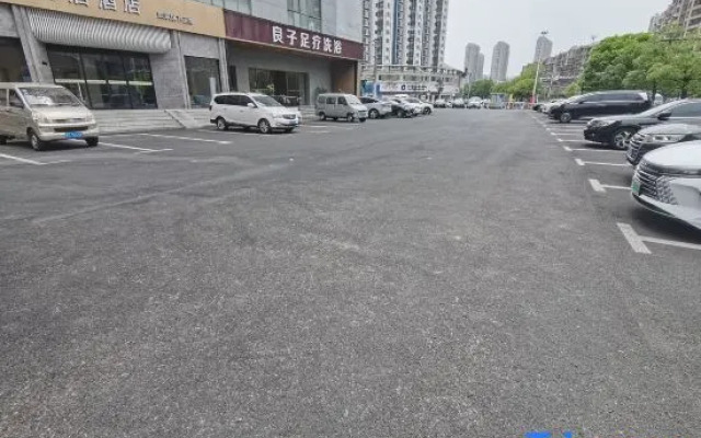 Homeinn Ease Hotel (Xuzhou Yunlong Lake Huaihai New World)