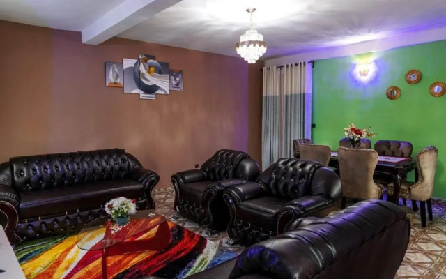 Lovely 1 - Bedroom rental unit with Free parking