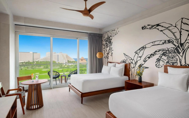 Hyatt Vivid Grand Island Cancun Adults Only All-Inclusive