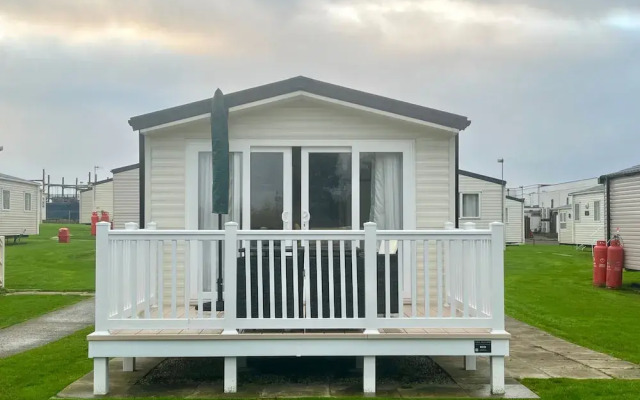 Surfside Bliss - Cayton Bay Park Caravan