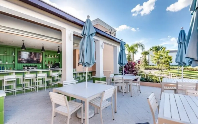 Phenomenal 8B 1810s Villa with Pool, Spa & Movie Theater