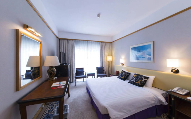 Silvermine Beach Resort