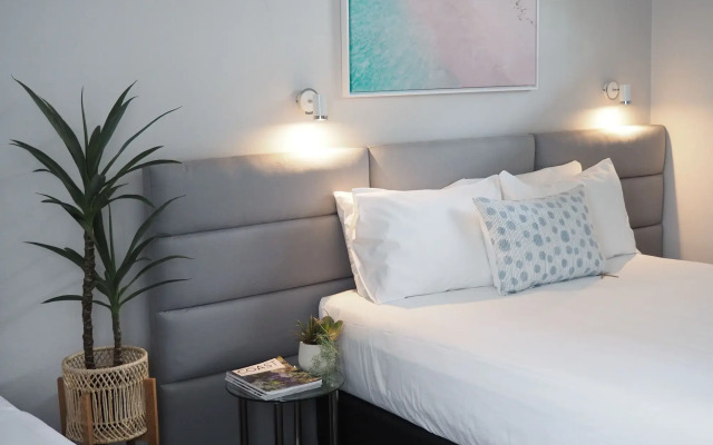 The Esplanade Motel