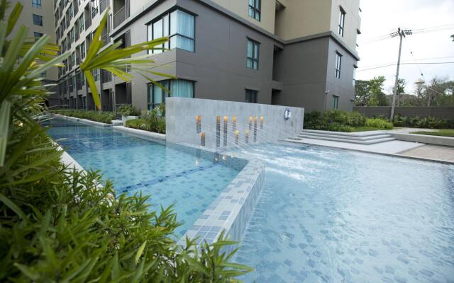 Charming Pool View by Rain Cha Am Condo