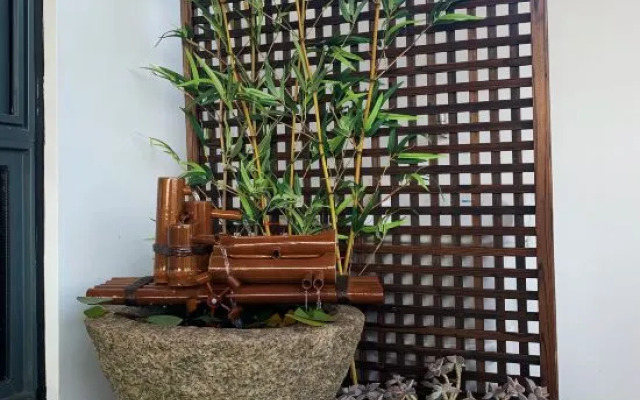 Qinglu Hostel