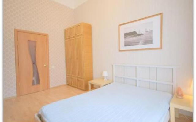 Sutkispb на Троицком