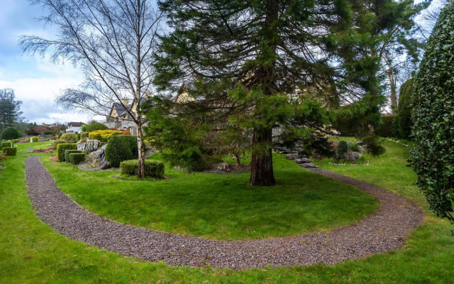 Semi detached house, Kenmare