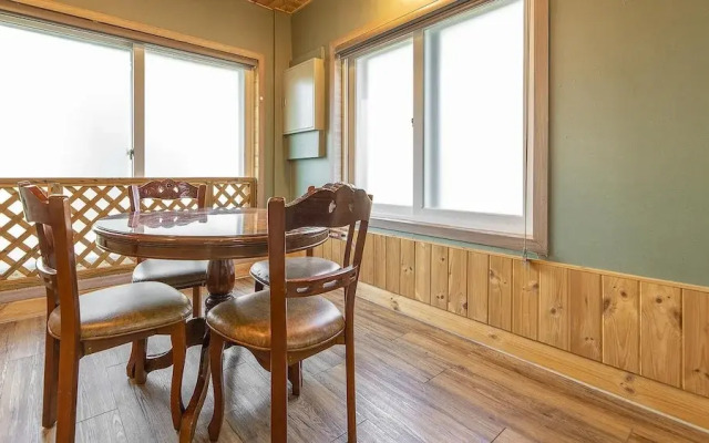 Pocheon Bomulsum Pension