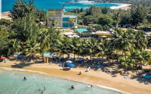 Beach condo with Pool and Ocean View