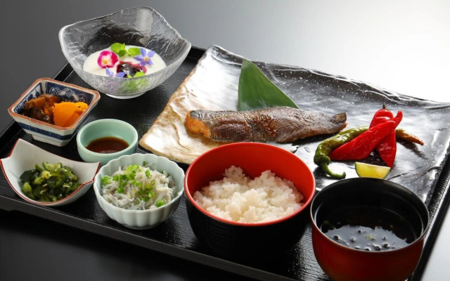 Enoshima Hotel