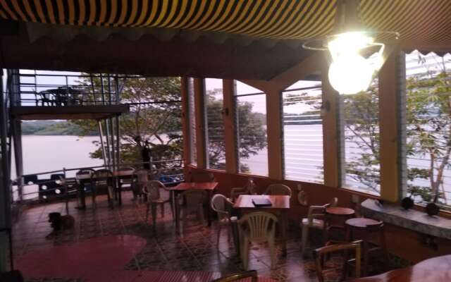 Boca Brava Lodge