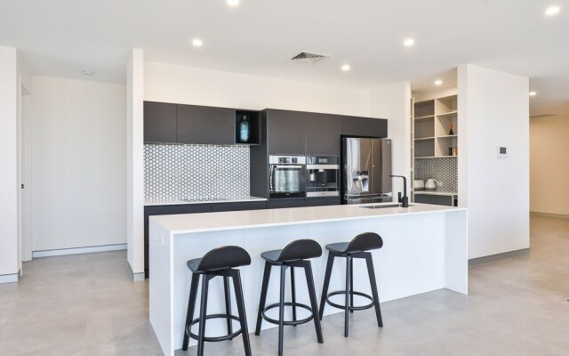 Indulge Apartments City View Penthouses