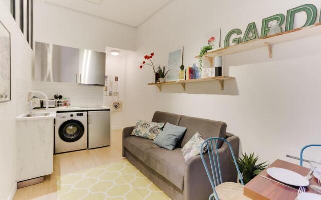 Design Apartment for 4 people between Louvre & Opera