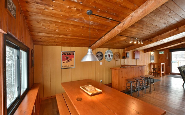 163 Tyrolean Rustic 4 bedroom chalet