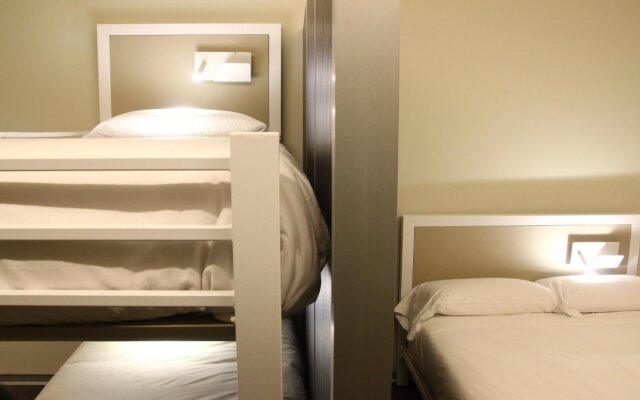 Poshtel Bilbao Premium Hostel