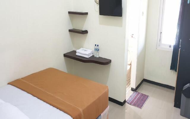 Djati Homestay Redpartner near Gor Djarum Kudus