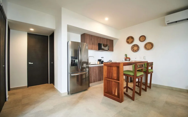 Amazing Apartment With Pools Gym BBQ Yoga Deck