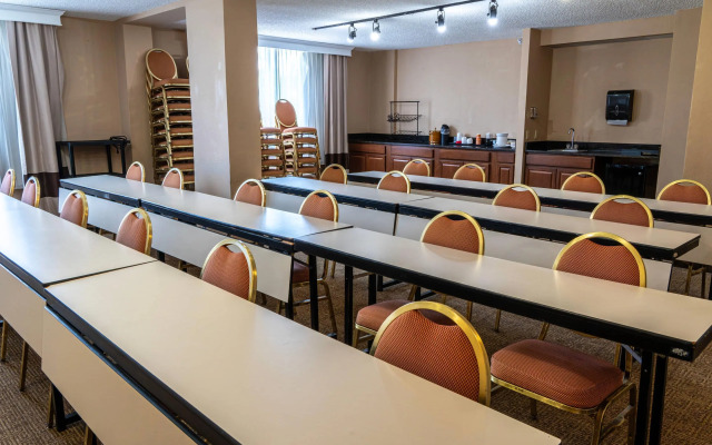 Comfort Inn & Suites Lakeland North I-4