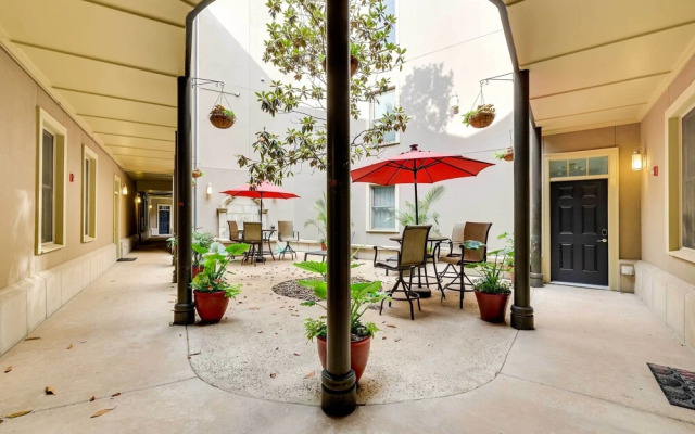 Fayetteville Vacation Rental Near UA Campus
