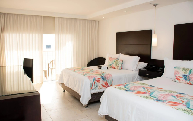 Capilla del Mar Hotel - Image 7