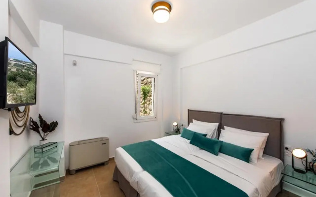 Luxury Villa Oasis 11 Bedrooms With Heated Pool