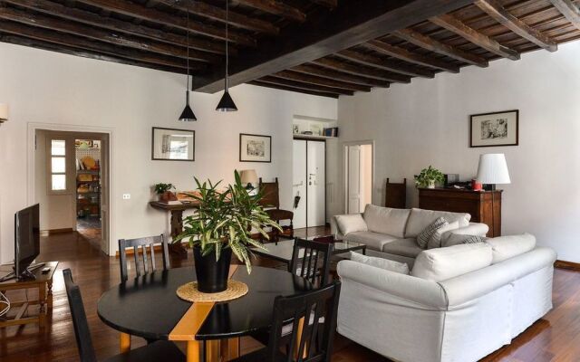 Spanish Steps Apartment