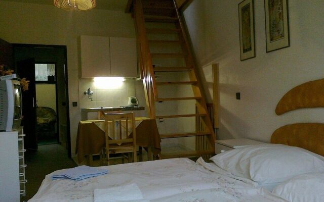 Pension Mona