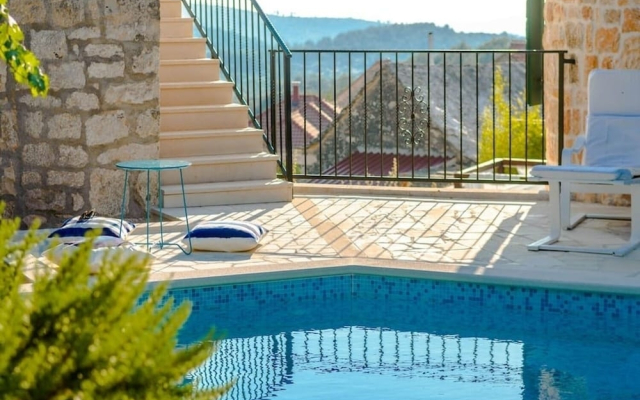 Vjerocka - With Pool - H