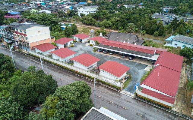 Chimphli Hotel