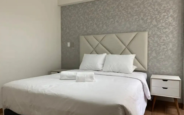 Incredible 3BR With Balcony in Miraflores