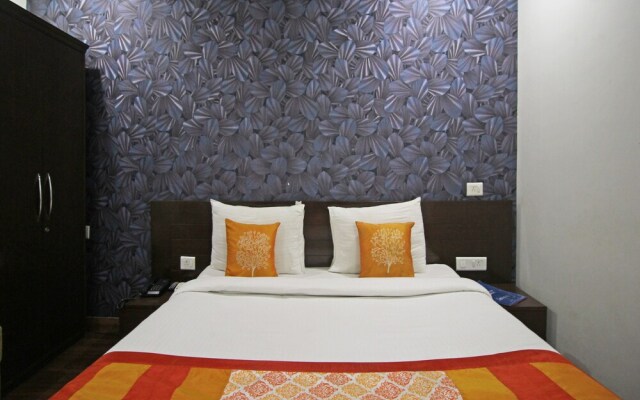 Capital O 6772 Hotel Mukund