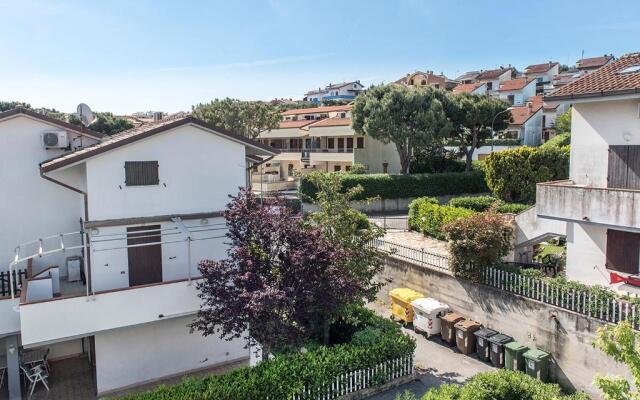 M35 - Marcelli, Trilocale Con Terrazzo E A/C