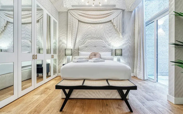 Luxury flats near Big Ben and London Eye