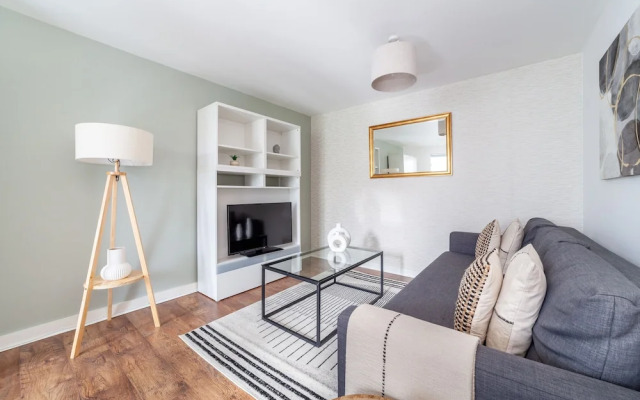 The Whitecross Street Apartment