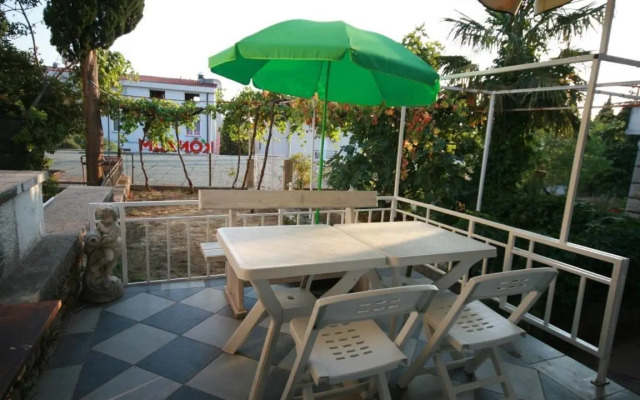 Apartment Ana