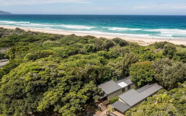 Tiona Palms Holiday Park