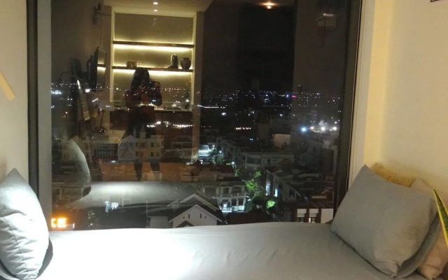 Kira Kira 's Apartment