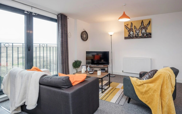 Livestay-spacious Modern One Bed Apt Near Heathrow