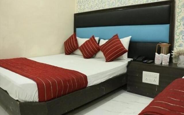 Hotel Priya Palace