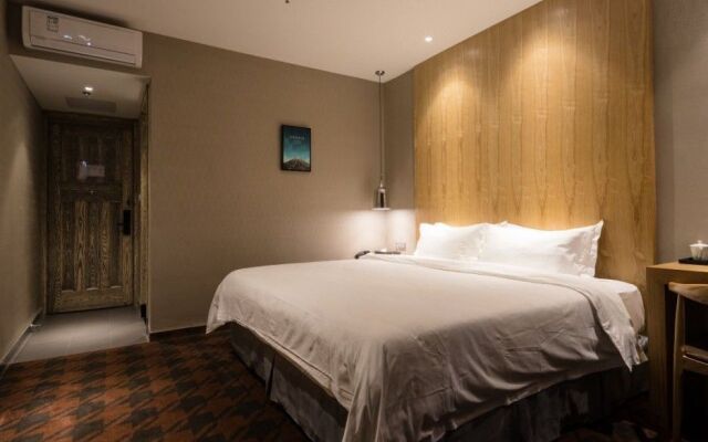 Yayuan Hotel (Shenzhen Pingshan High-speed Railway)