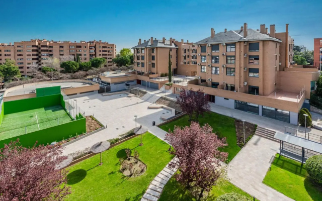 Premium Accomodation in La Rosaleda - Madrid